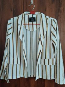 SUMMER COAT