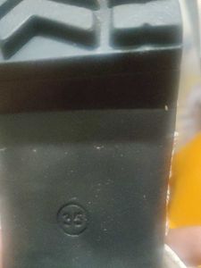Heavily Discounted Eu35