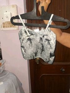 Stylish Printed Crop Top &amp; Shrug Set