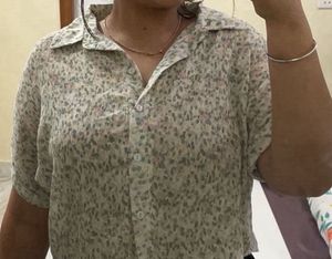 Pretty Floral Crop Shirt
