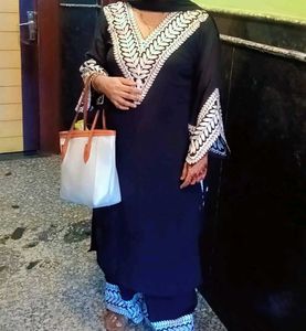 Elegant Black Kurta with White Embroidery