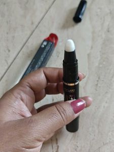 The One Irresistible Touch  high shine lipstick