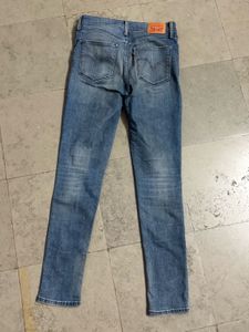 Levi’s Shaping Skinny Jeans