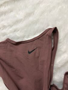 Nike workout top L size