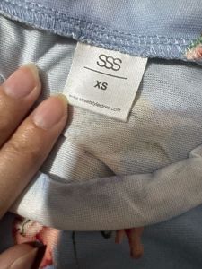 Cloud Cherub Print Cropped Top