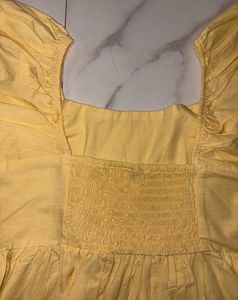 Chic Yellow Puff Sleeve Peplum Top