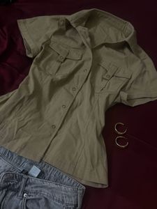 Khaki Button-Up Short Sleeve Shirt