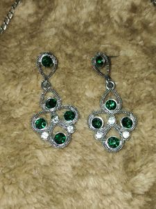 Green Stone Necklace Set