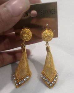Earring