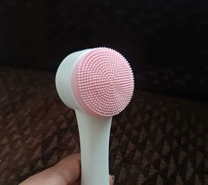 Dual-Sided Facial Cleansing Brush
