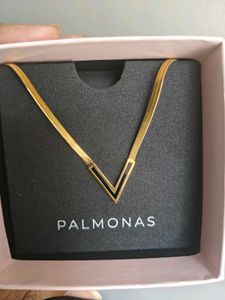 Palmonas Elegant V-Neck Gold Chain Necklace