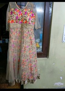 Beautiful Floral Print Party Gown in 38 bust