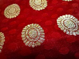 Red &amp; Green Banarasi Silk Saree With Zari design a