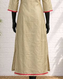 Elegant Embroidered Kurti
