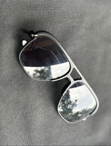Stylish Black Aviator Sunglasses
