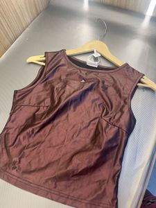 Chic Brown Sleeveless Cropped Top