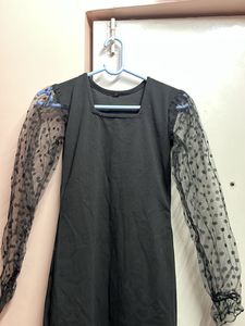 Chic Black Dress with Puff Sleeves