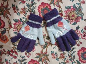 Cozy Striped Gloves