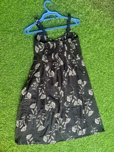 Chic Black Floral Print Dress