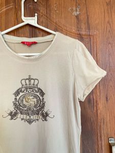 Elle Cream Graphic T-Shirt