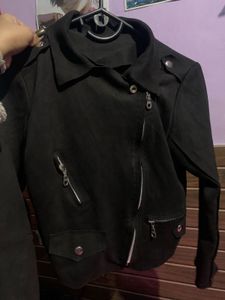 black cropped jacket