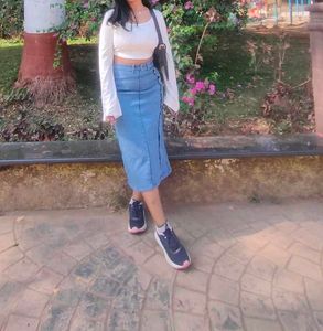 Stylish Blue Denim Skirt