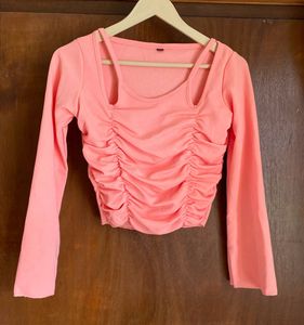 Cute Ruched Long Sleeve Top
