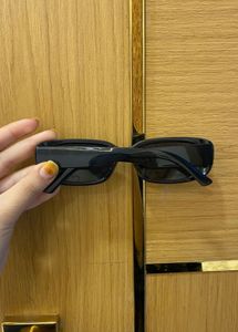 Chic Black Sunglasses