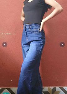 Stylish Wide-Leg Denim Pants Set