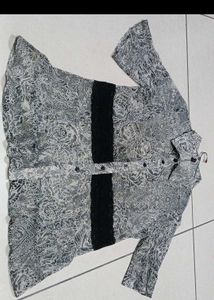 Stylish Printed Collared Shirt