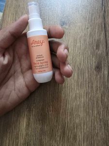 Face Moisturiser Spray Bottle