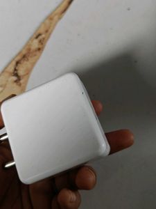 Warp Charge 65 Power Adapter