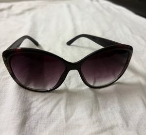 Stylish Cat-Eye Sunglasses