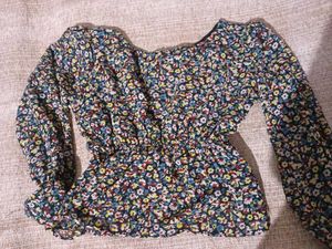 Floral Print Long Sleeve V-Neck Top