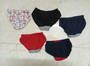 BOY'S CLOTHES BUNDLE