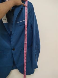 Classic Blue Single-Breasted Blazer