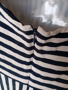 Chic Striped Sleeveless Summer Dress