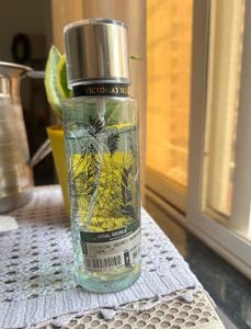 Victoria's Secret Twisted Ivy Fragrance Mist