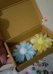 set 6 Handmade daisy flower candle -