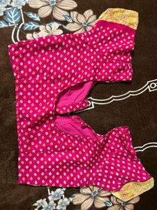 rose colour fully light weight saree with blouse