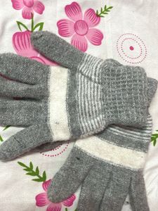 Striped Winter Gloves