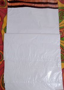 Remy Packaging 16*20 Inch Unused 5 Poly Bags