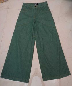made in Turkey Wide Leg baggy Jeans green