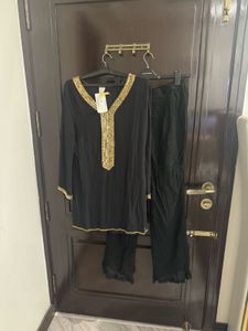 Elegant Black Embellished Kurta Set