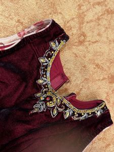 Elegant Floral Velvet Gown        pricedrop now
