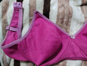 Preloved Pink Brassiere by Ollo-No shoulder straps