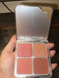 Huda Beauty Blush Filter Palette