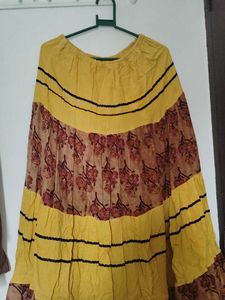 Bohemian Tiered Floral Print Skirt