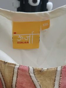 Elegant Cream Kurta with Pink &amp; Gold Print