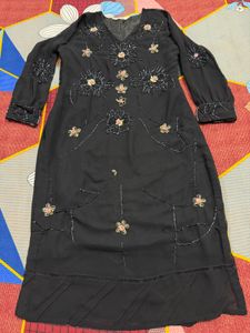 black kurta with duppata